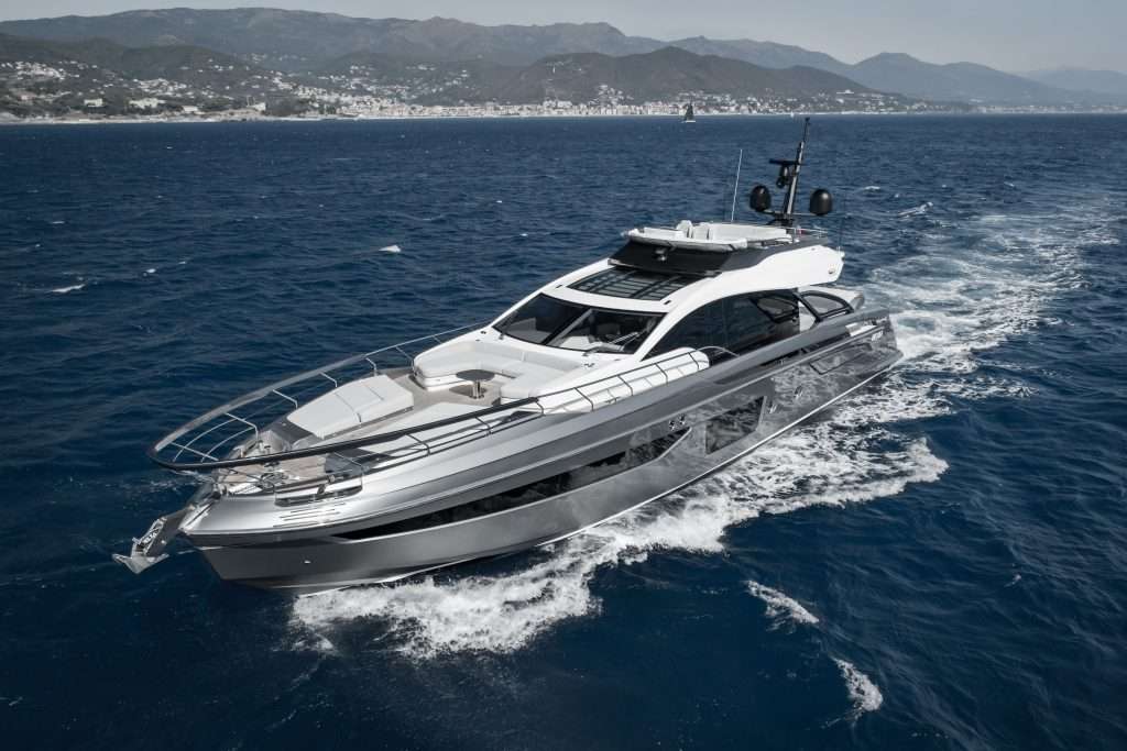 Floating Life and Timone Yachts are proud to announce a Joint Central Agency for the sale of M/Y NEVER GIVE UP, one of the most distinctive yachts in the Azimut S8 line.