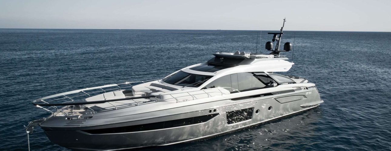 Azimut S8237